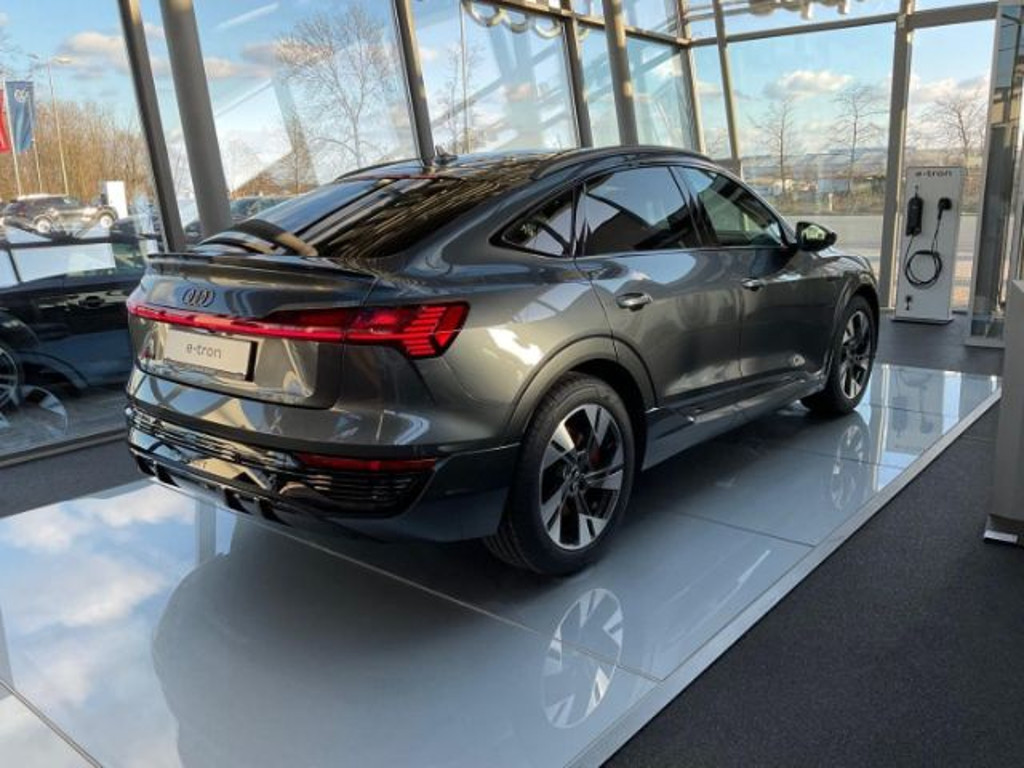Audi Q8 e-tron