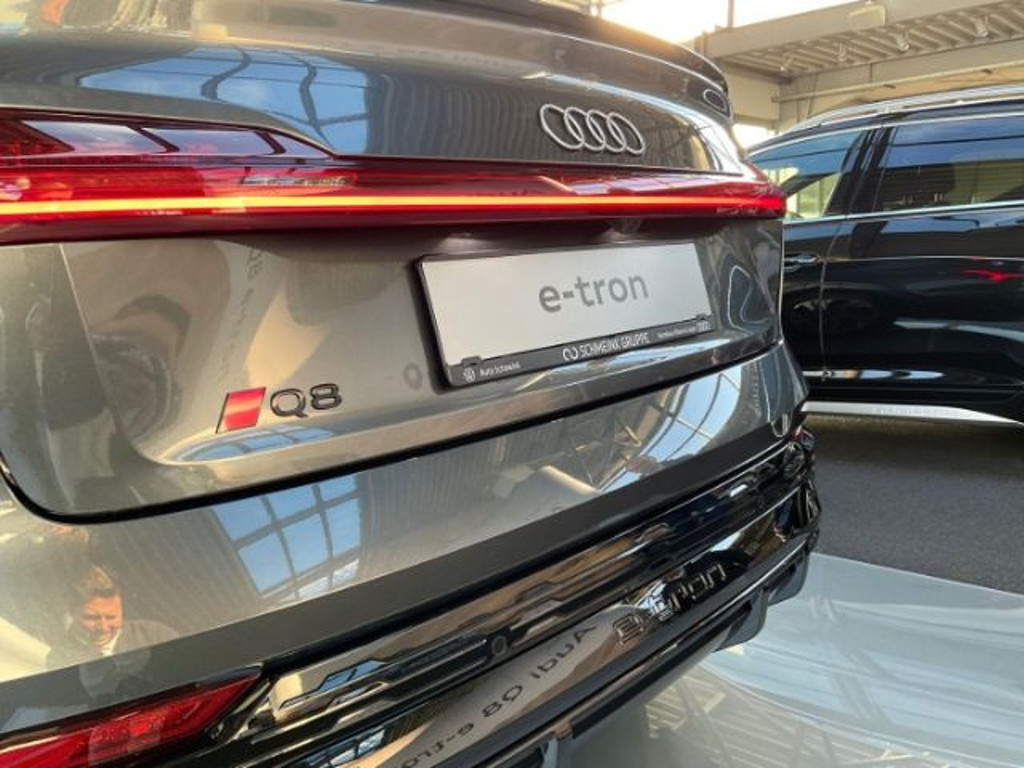 Audi Q8 e-tron