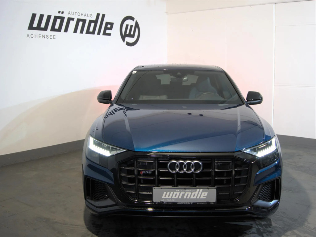 Audi SQ8