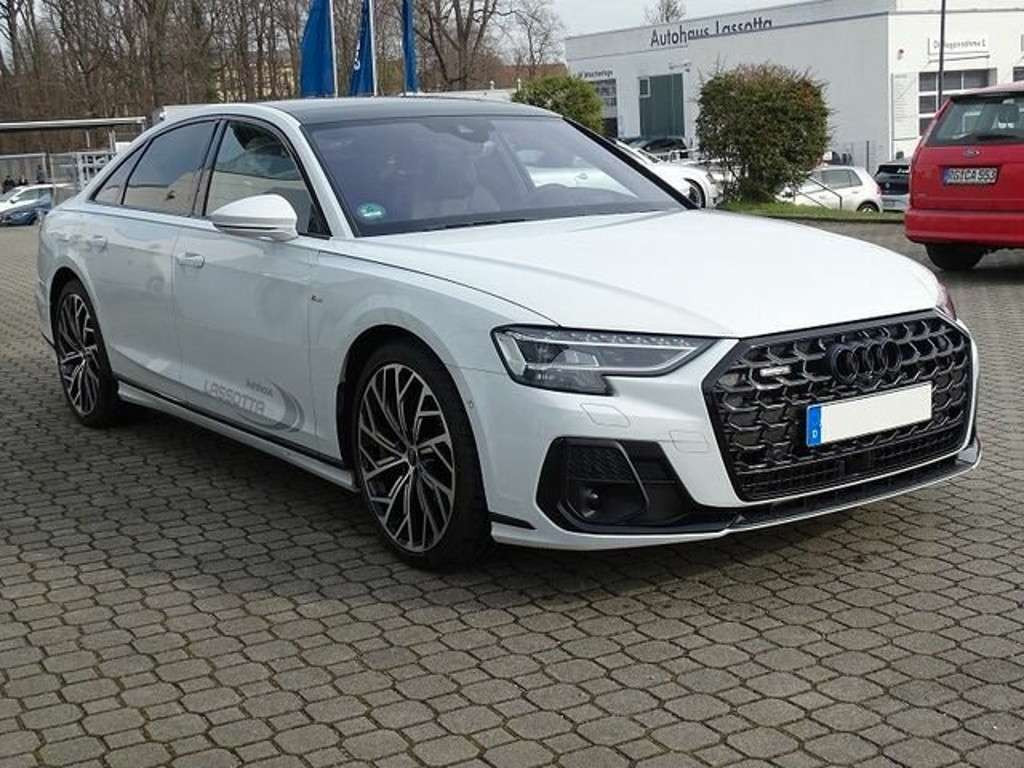 Audi A8