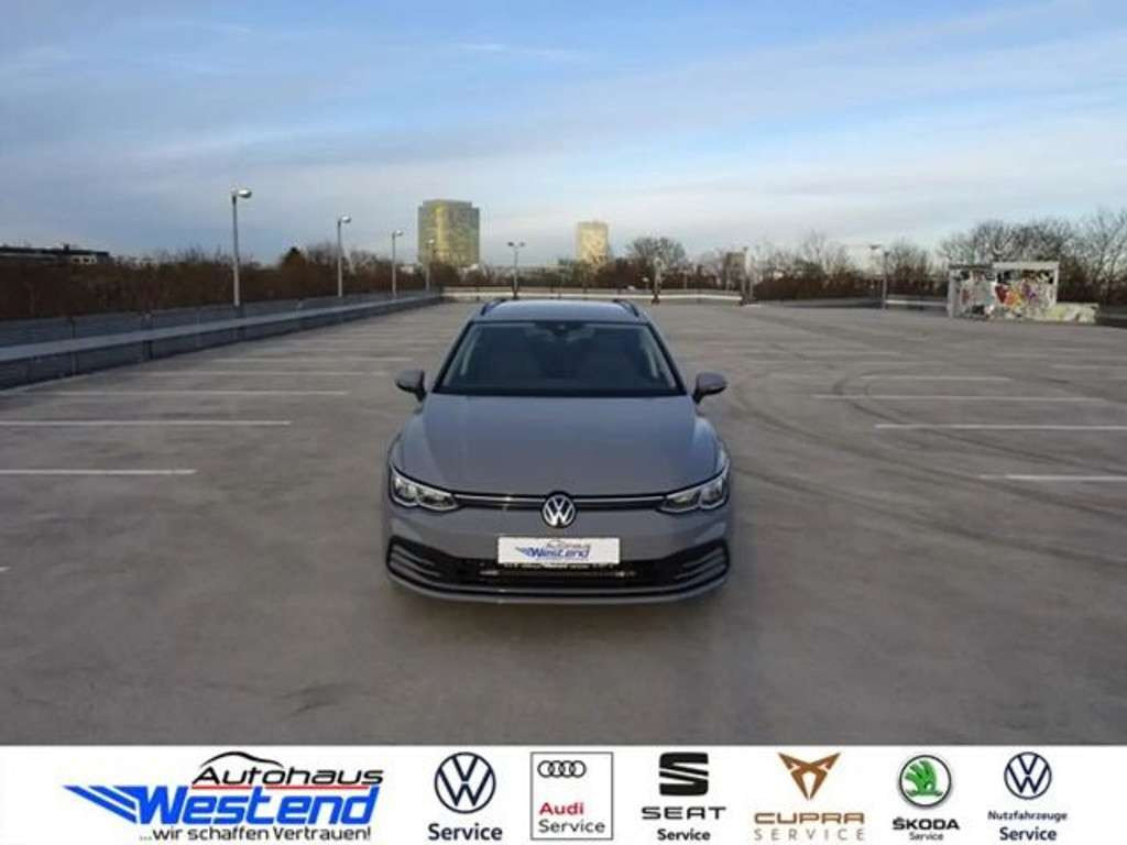 Volkswagen Golf 2024 Benzine