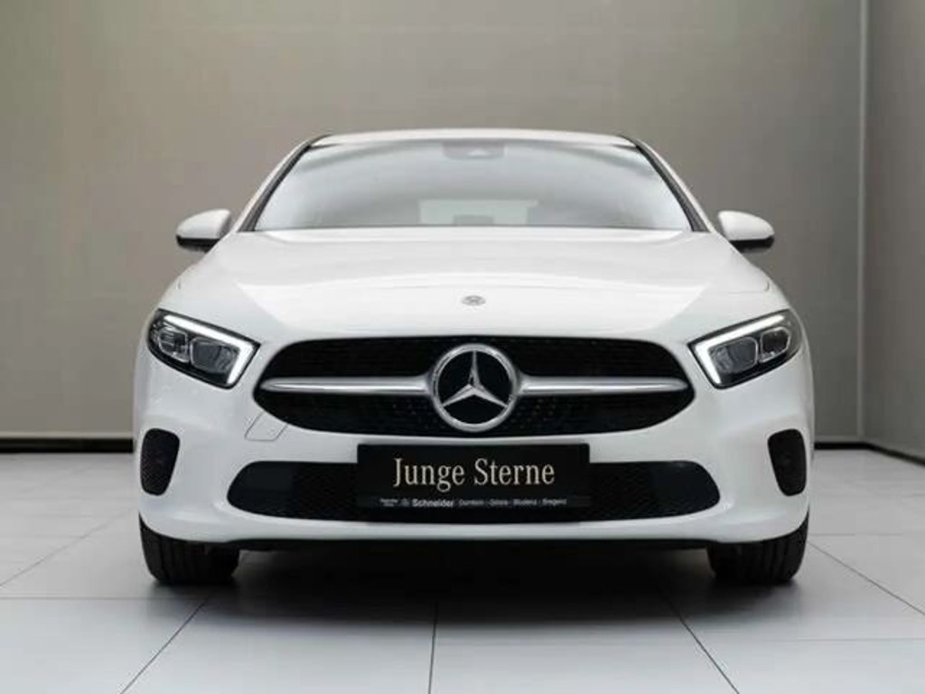 Mercedes-Benz A-Klasse 2023 Hybride Benzine