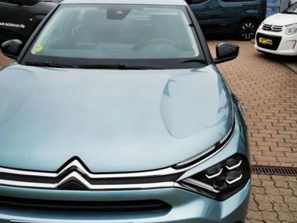 Citroën Ë-C4