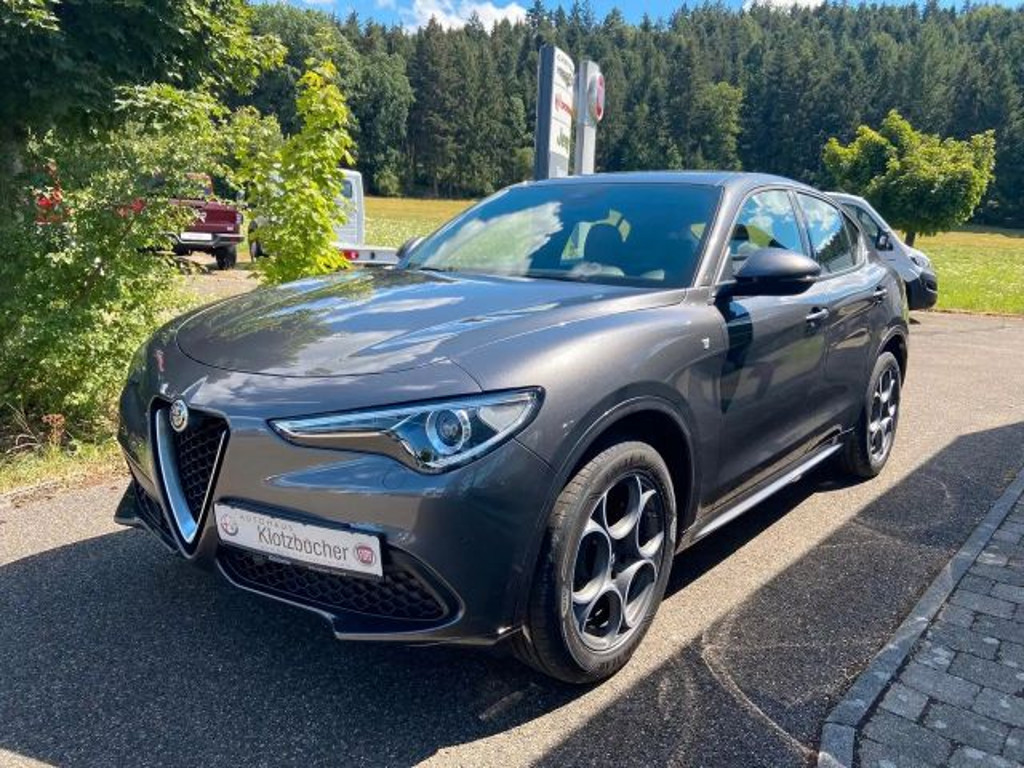 Alfa Romeo Stelvio 2022 Benzine