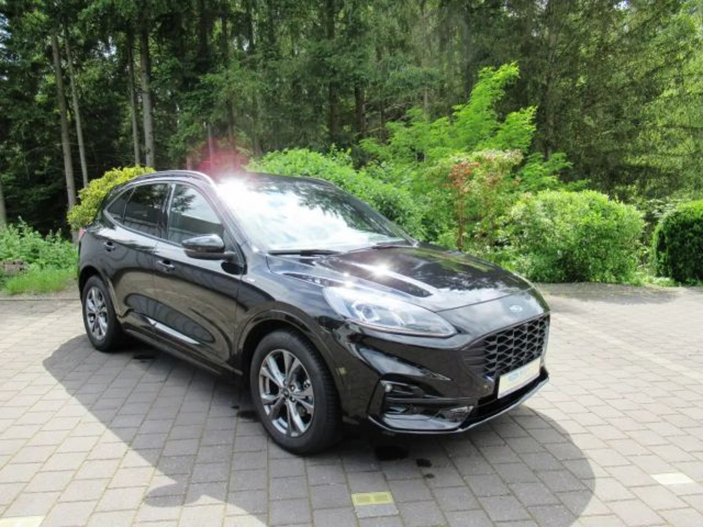 Ford Kuga 2022 Benzine