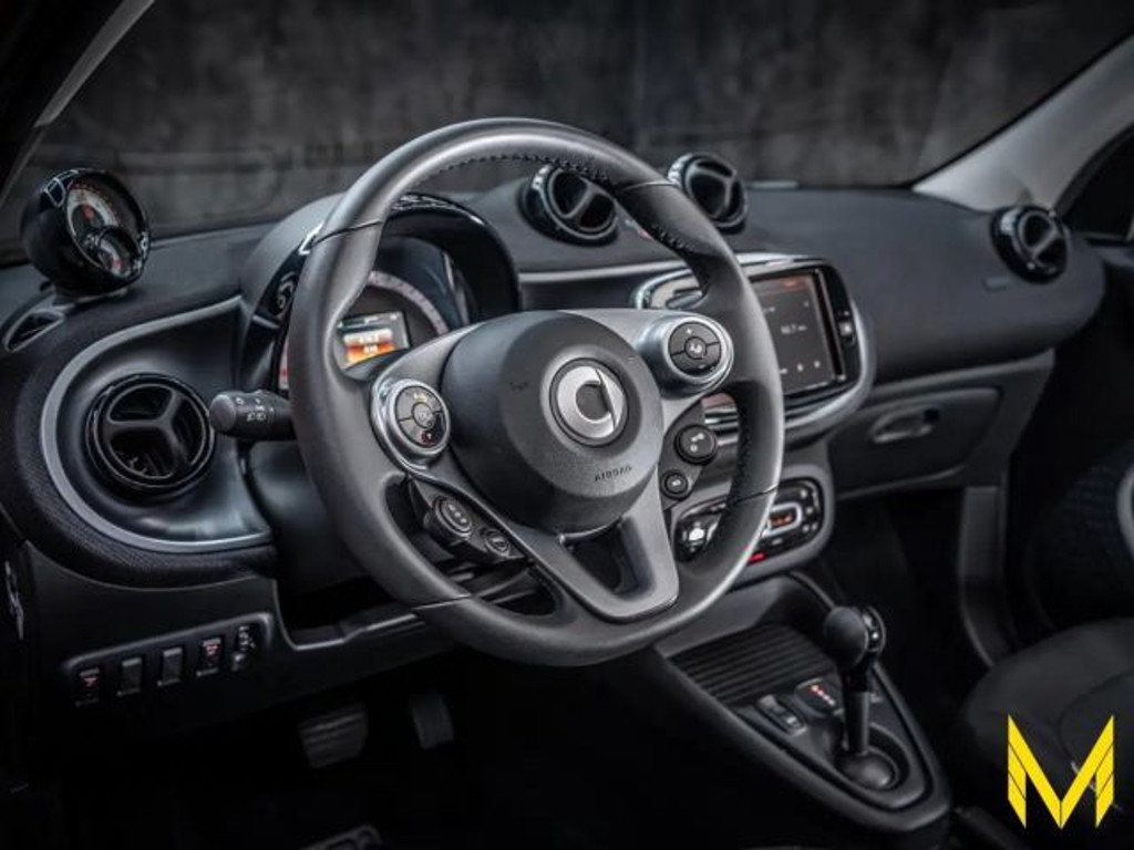Smart EQ forfour
