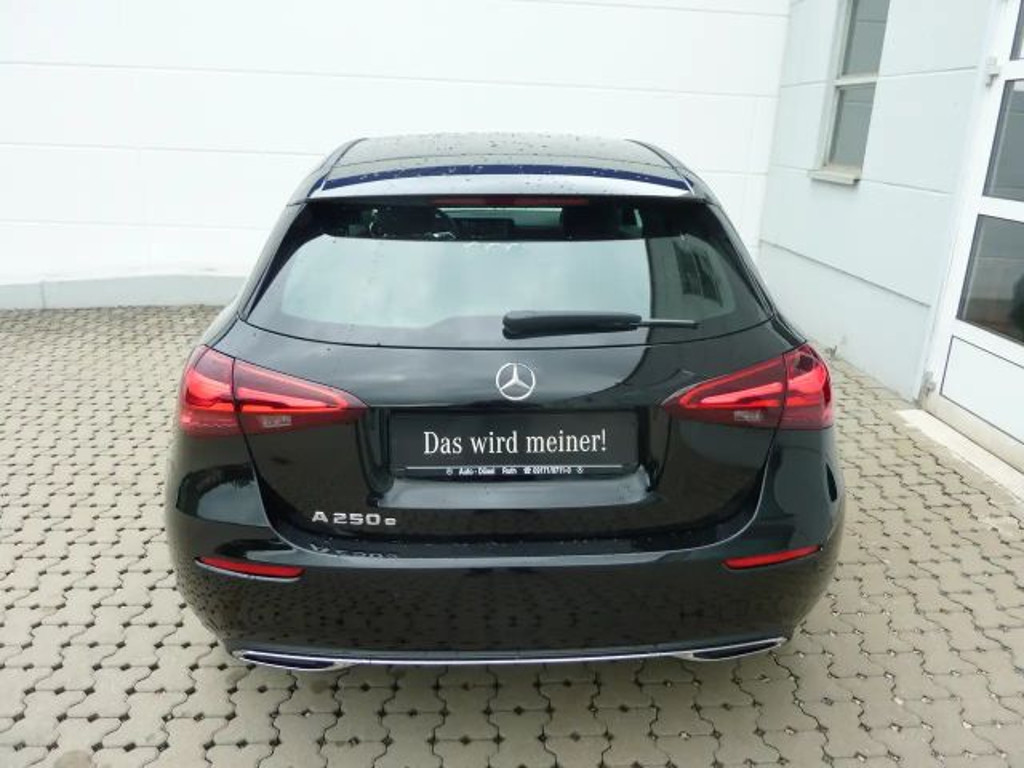 Mercedes-Benz A-Klasse 2023 Hybride Benzine