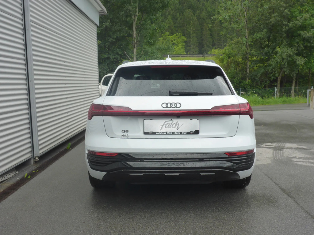 Audi Q8 e-tron
