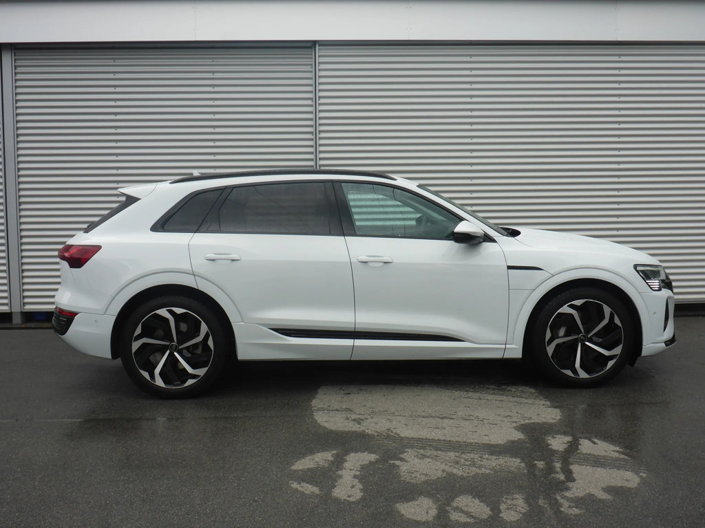 Audi Q8 e-tron