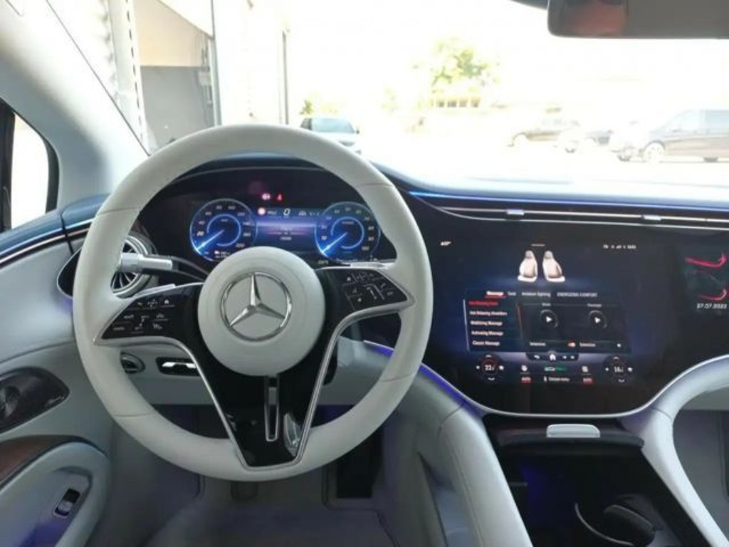 Mercedes-Benz EQS