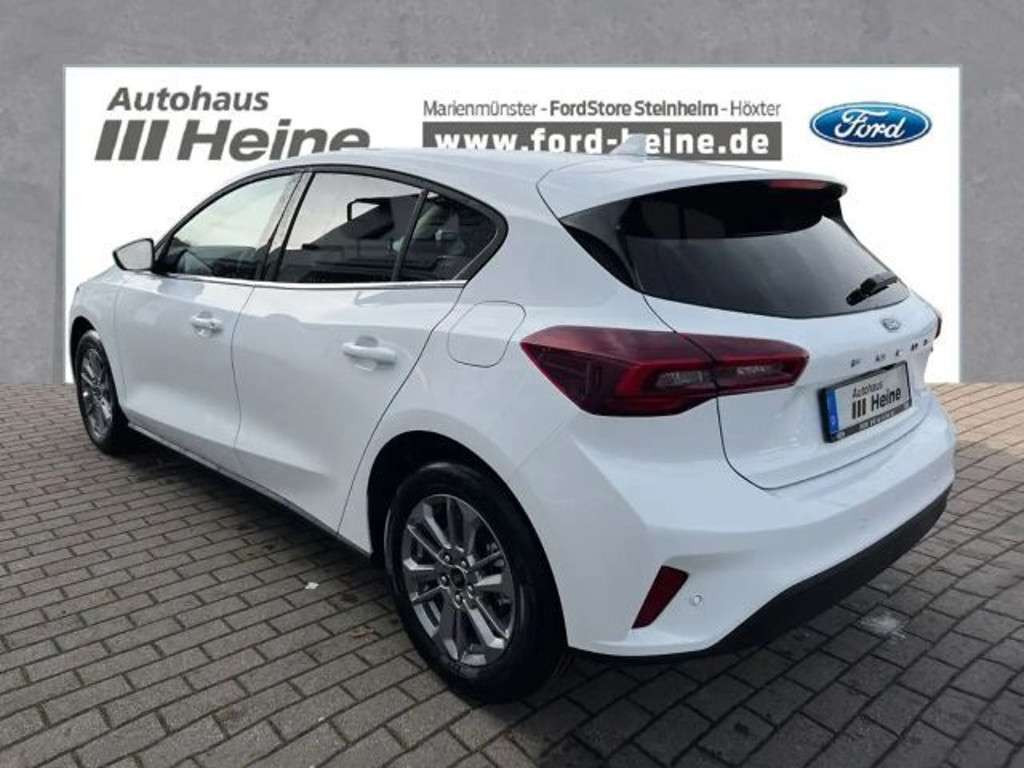 Ford Focus 2023 Benzine