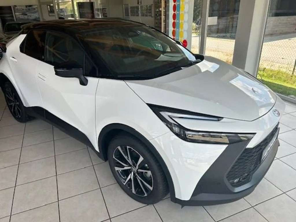 Toyota C-HR 2024 Hybride Benzine