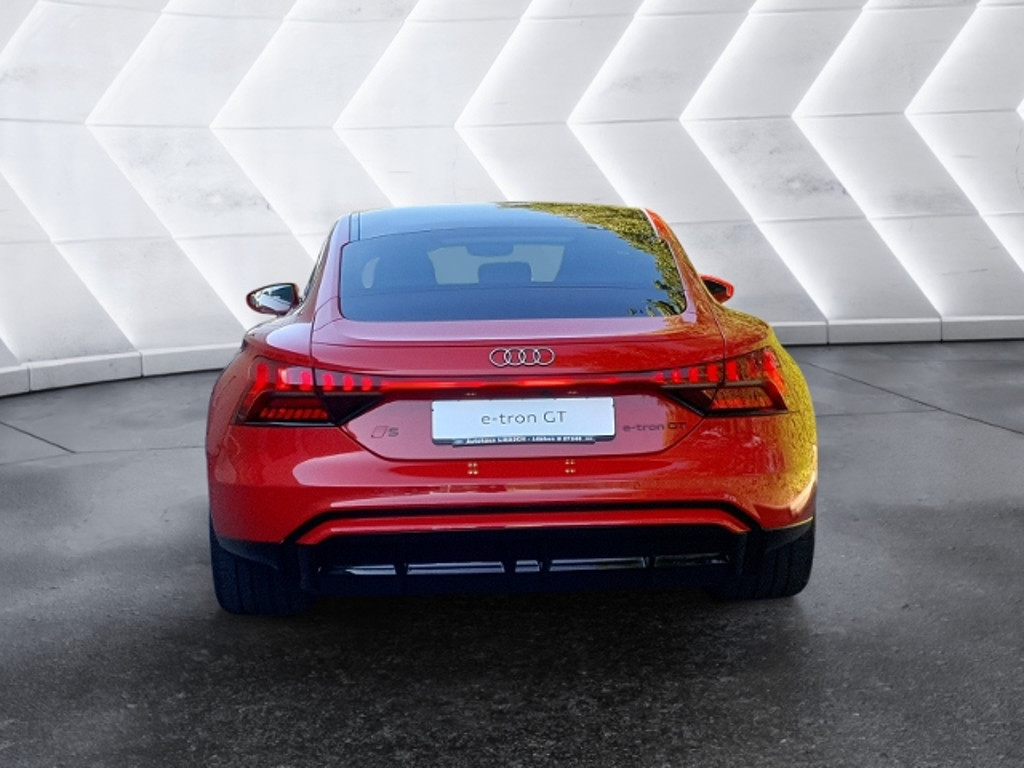 Audi e-tron GT