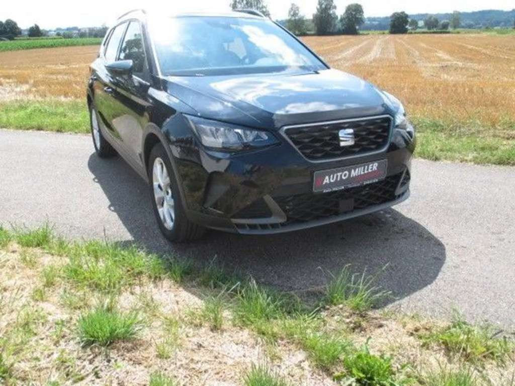 Seat Arona 2023 Benzine