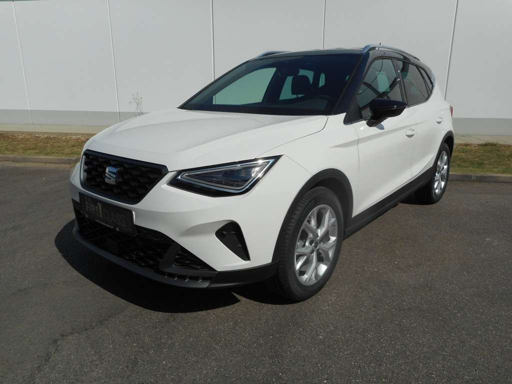 Seat Arona 2024 Benzine