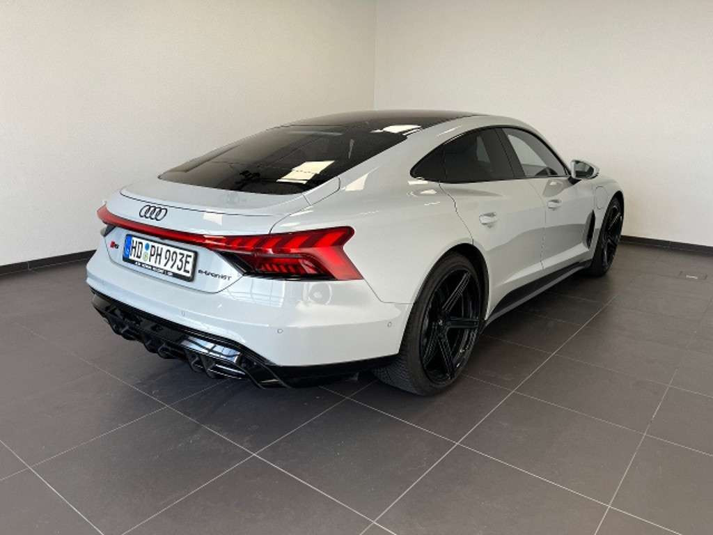 Audi RS e-tron GT