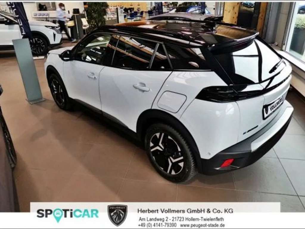 Peugeot e-2008