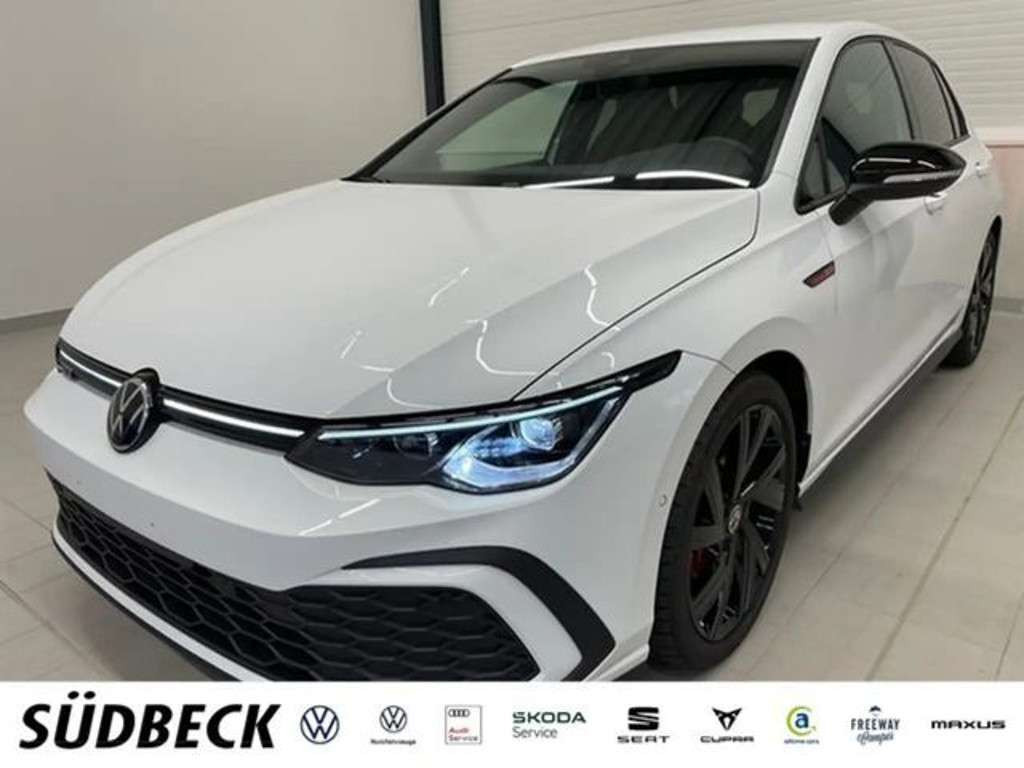 Volkswagen Golf 2022 Benzine