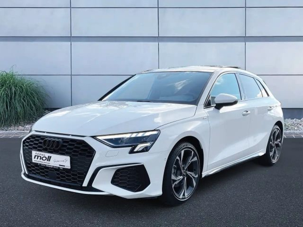 Audi A3 2023 Benzine