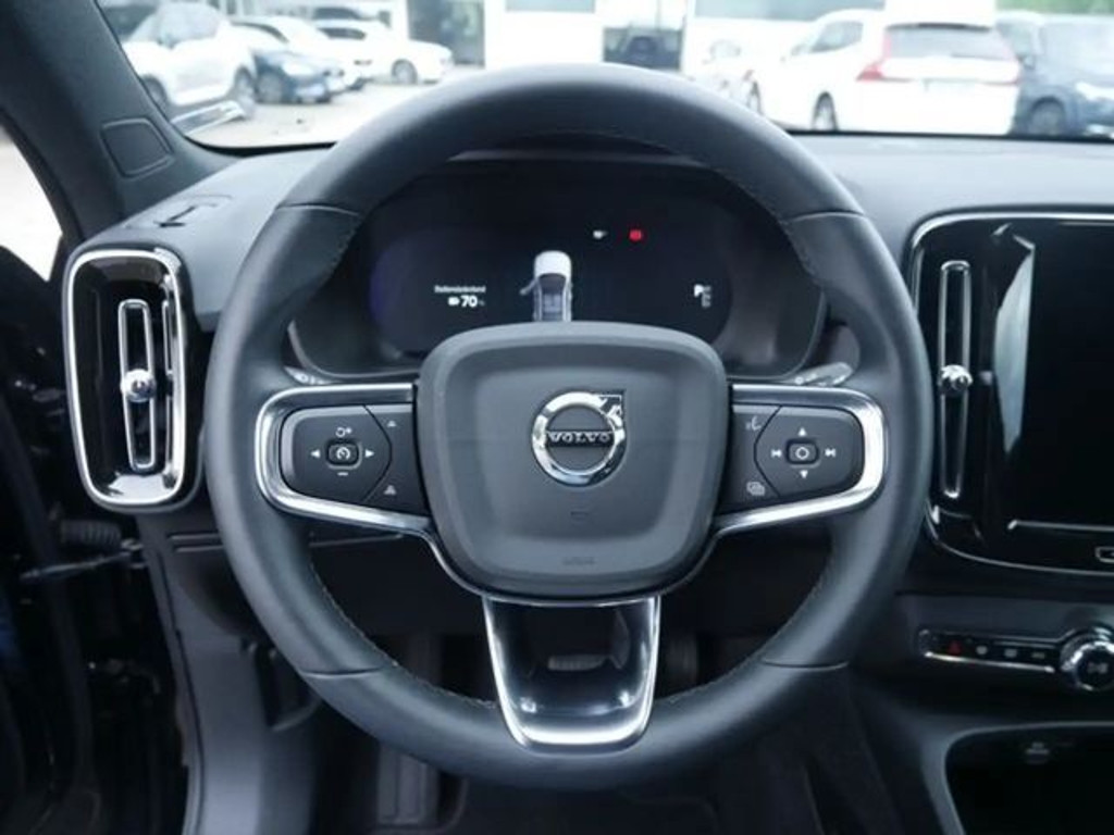 Volvo C40