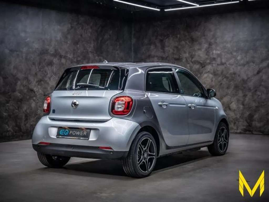Smart EQ forfour
