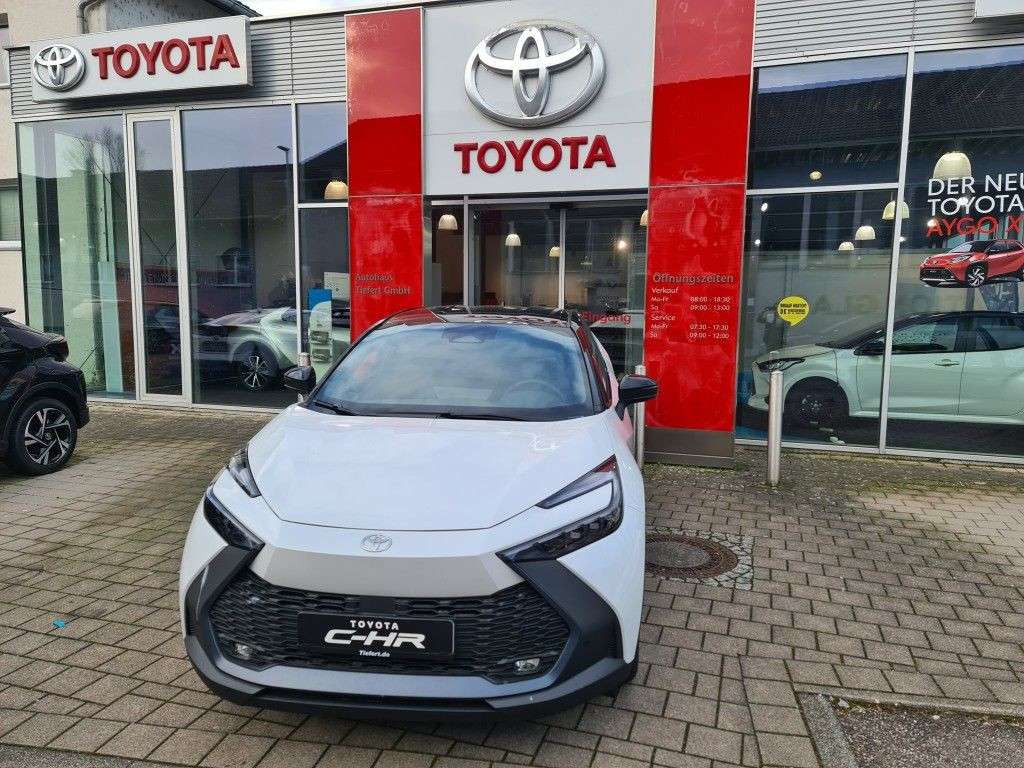 Toyota C-HR 2023 Hybride Benzine