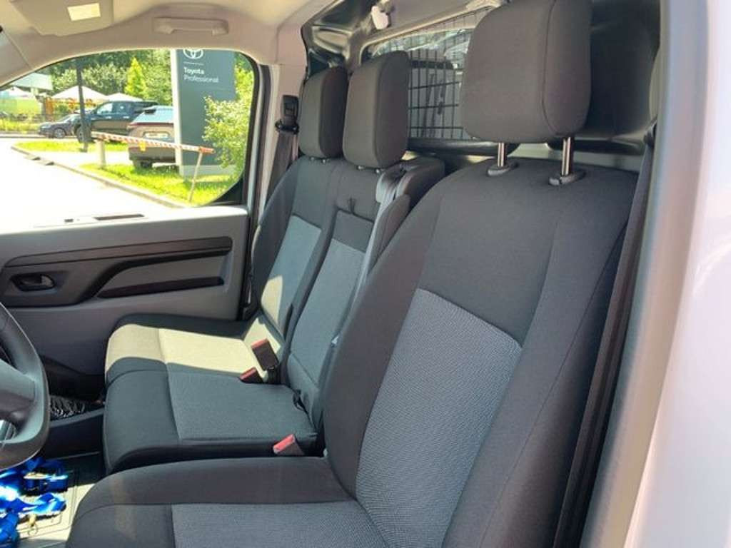 Toyota Proace Verso EV