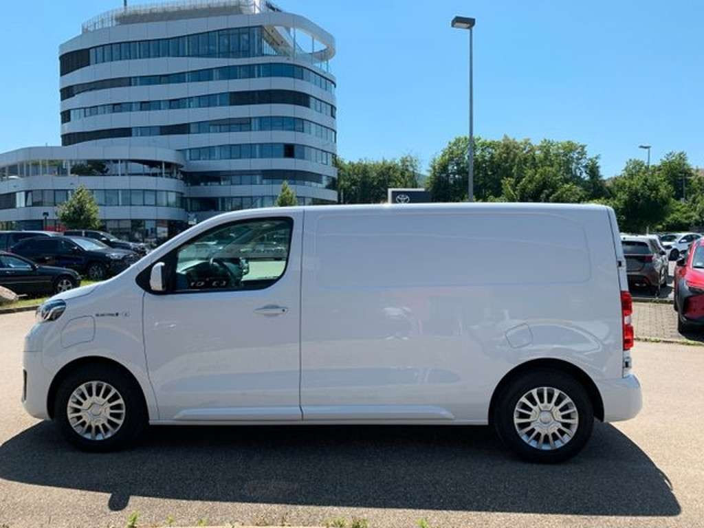 Toyota Proace Verso EV