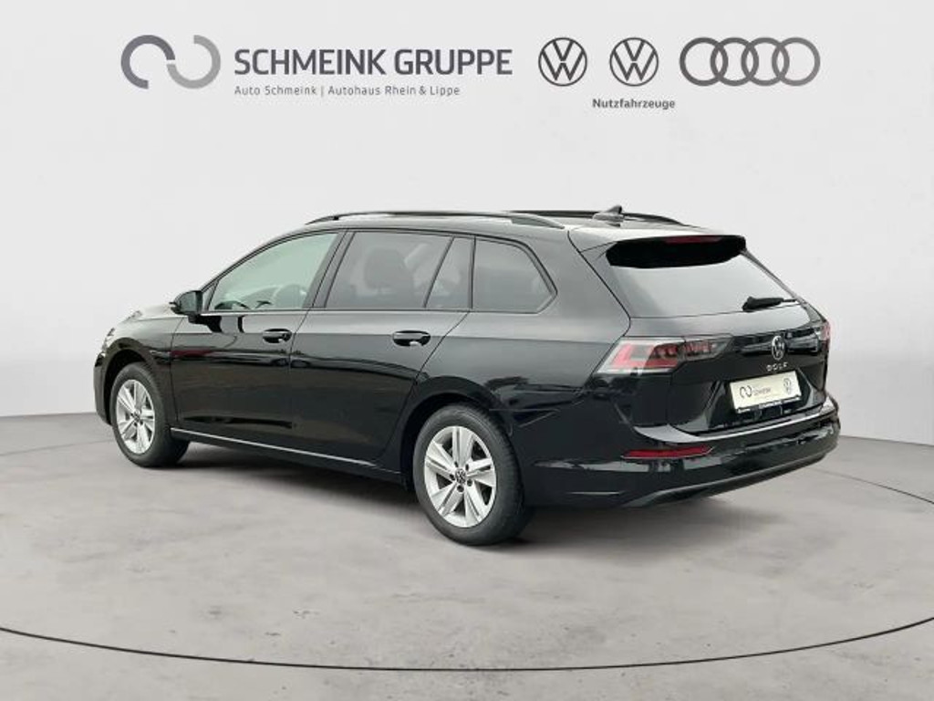 Volkswagen Golf 2024 Benzine