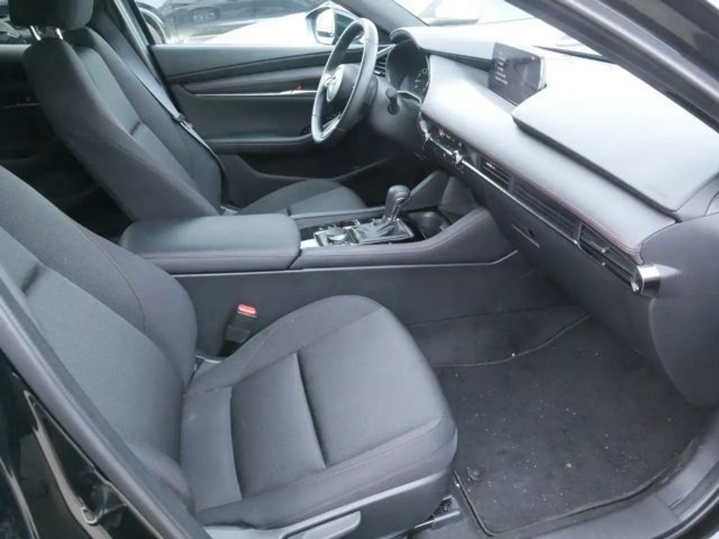 Mazda 3 2024 Benzine