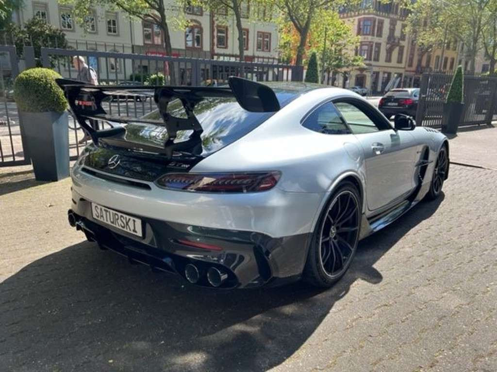 Mercedes-Benz AMG GT