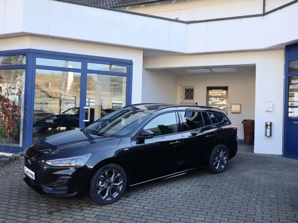 Ford Focus 2023 Benzine