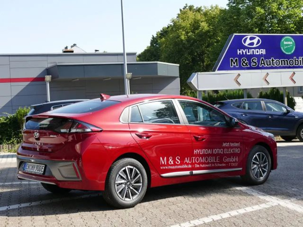 Hyundai Ioniq