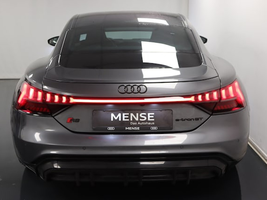 Audi RS e-tron GT