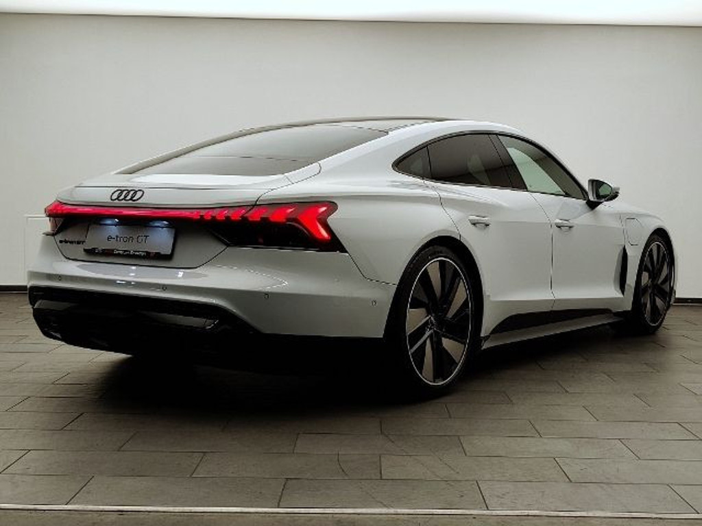 Audi e-tron GT