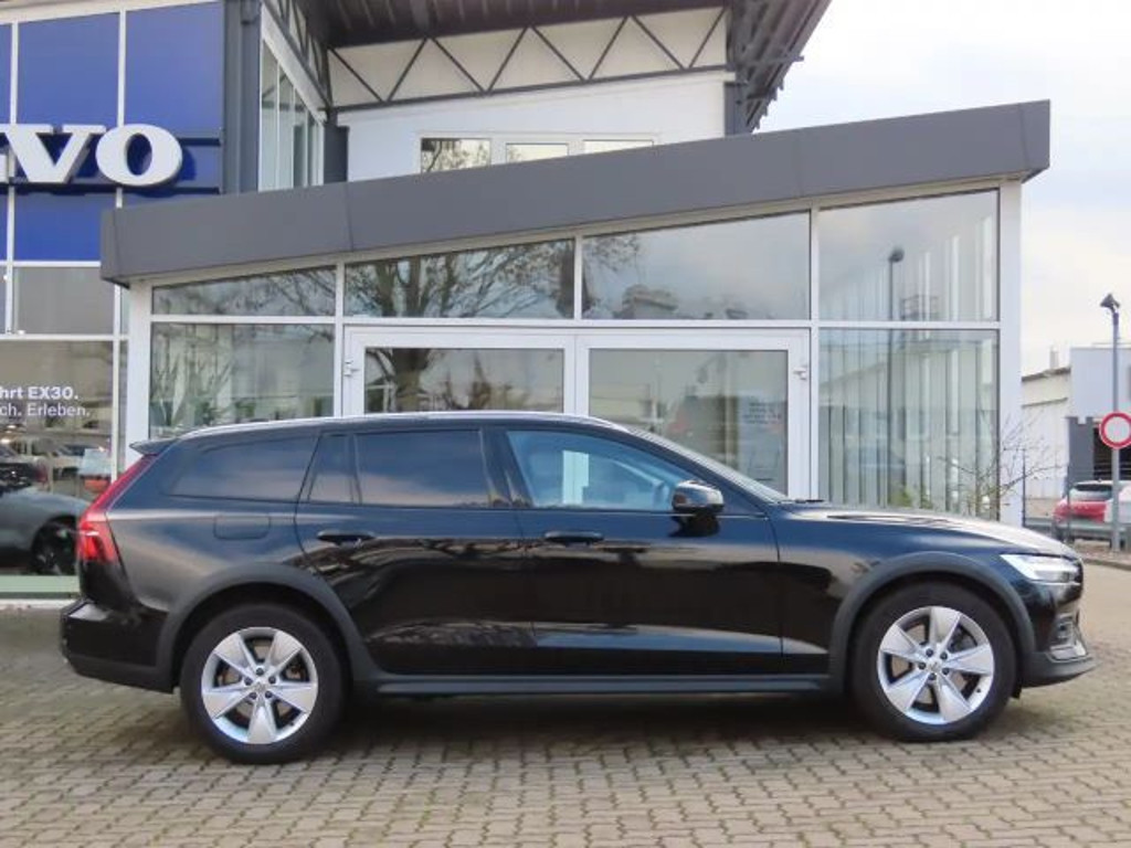 Volvo V60 Cross Country