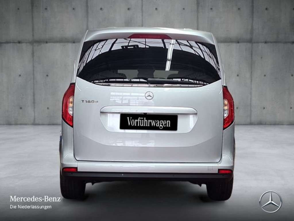 Mercedes-Benz T 180