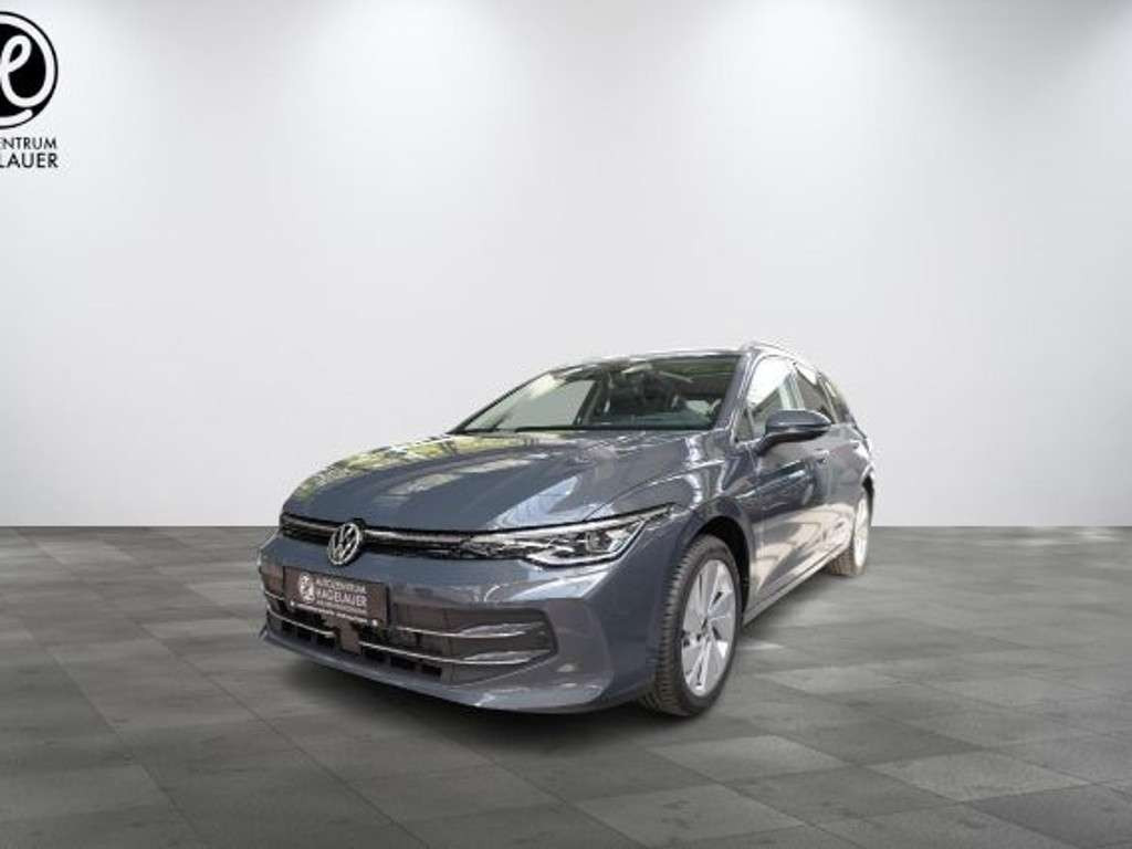 Volkswagen Golf 2024 Benzine