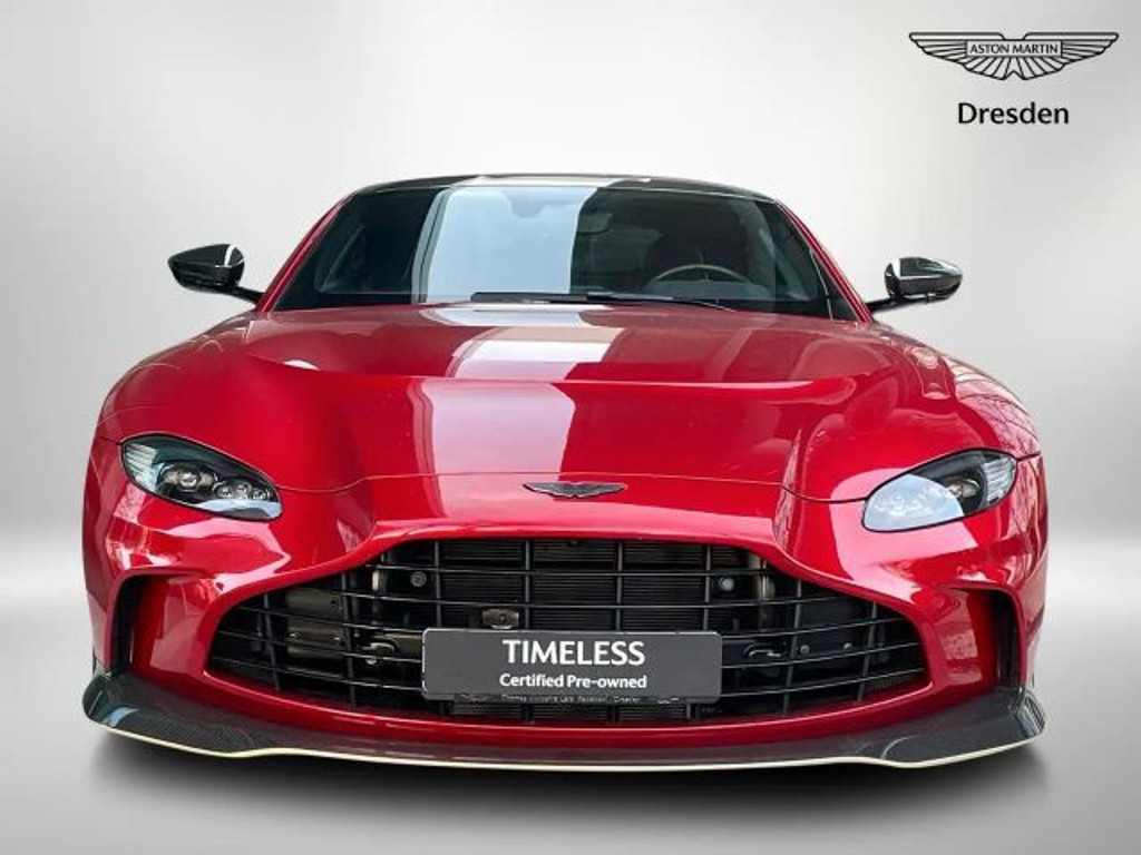 Aston Martin Vantage 2022 Benzine