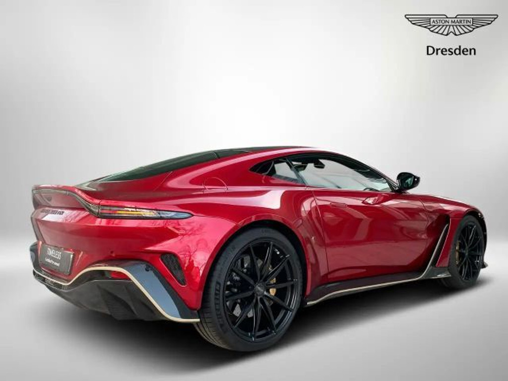 Aston Martin Vantage