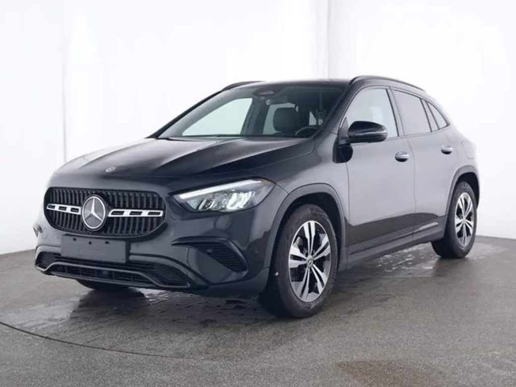 Mercedes-Benz GLA-Klasse 2023 Benzine