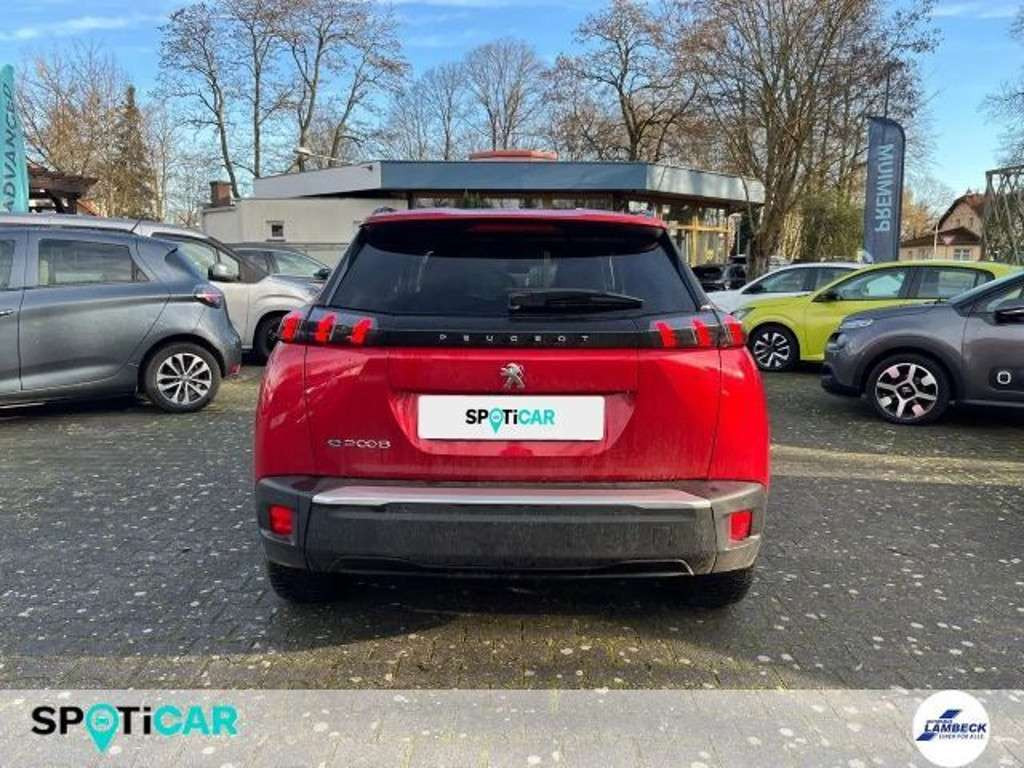 Peugeot e-2008