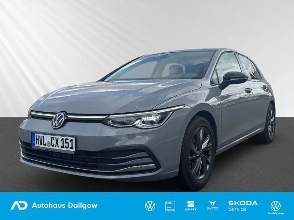 Volkswagen Golf 2023 Benzine