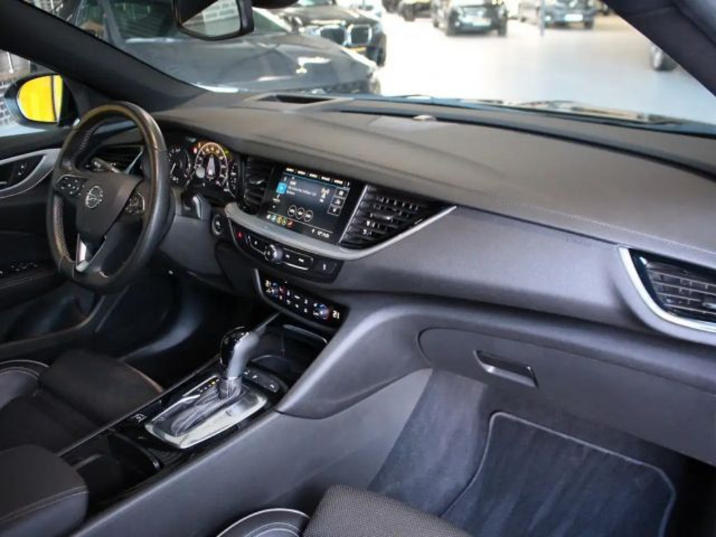 Opel Insignia 2021 Benzine