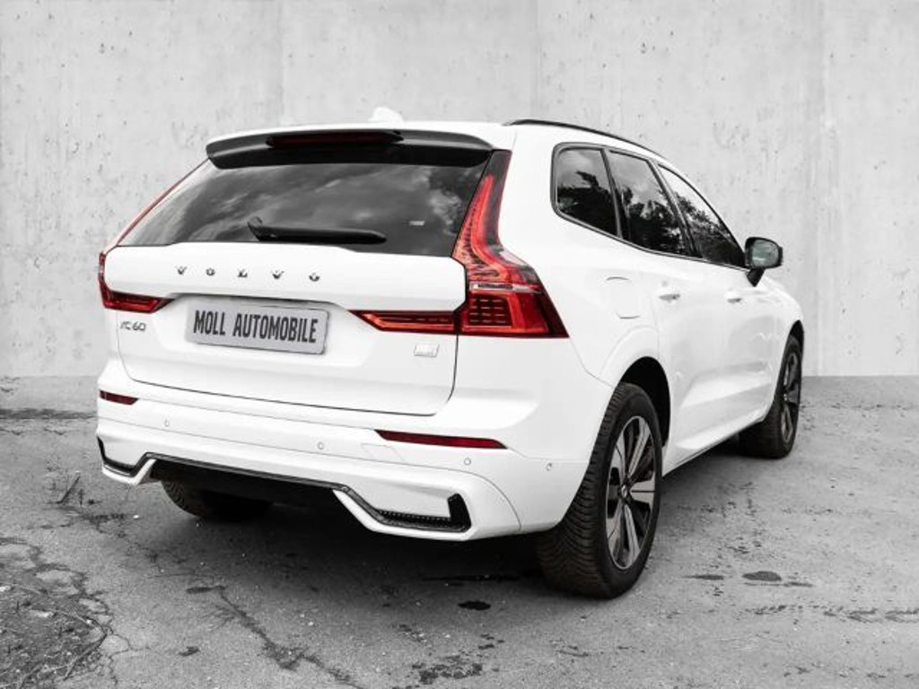 Volvo XC60 2023 Hybride Benzine