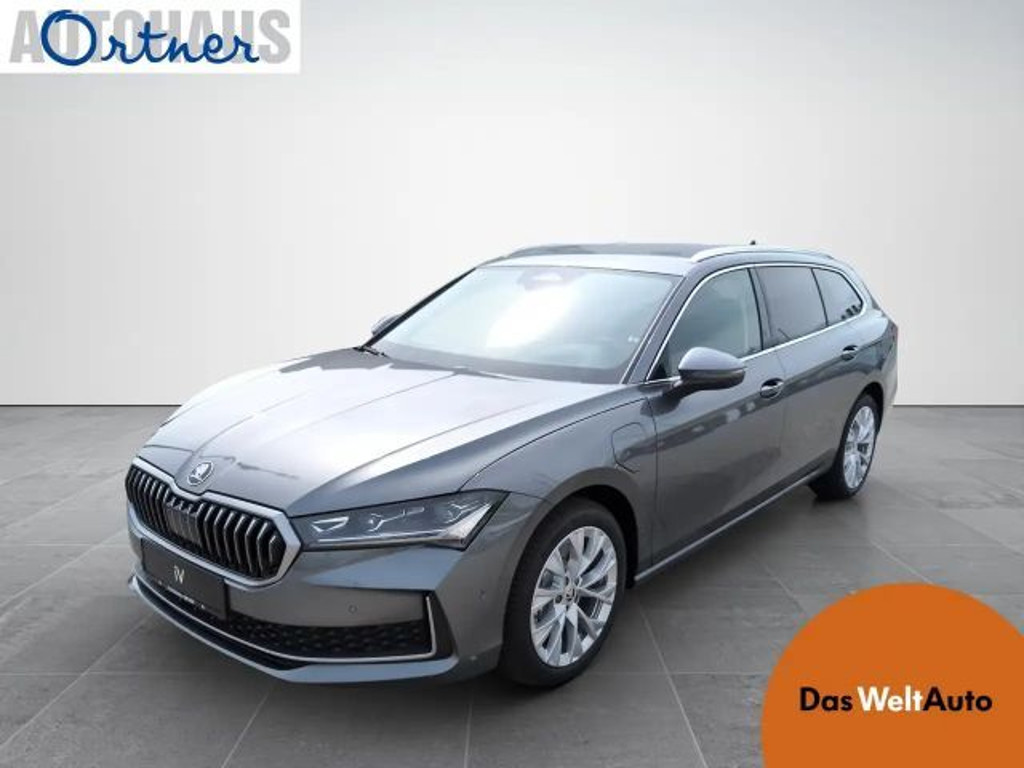 Skoda Superb 2024 Hybride Benzine