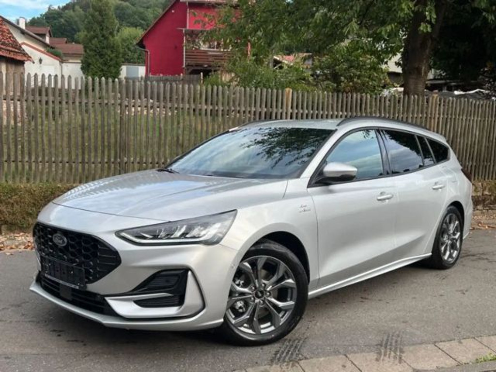 Ford Focus 2022 Benzine