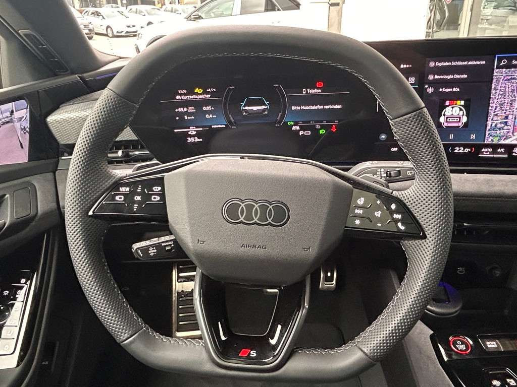 Audi S6 e-tron