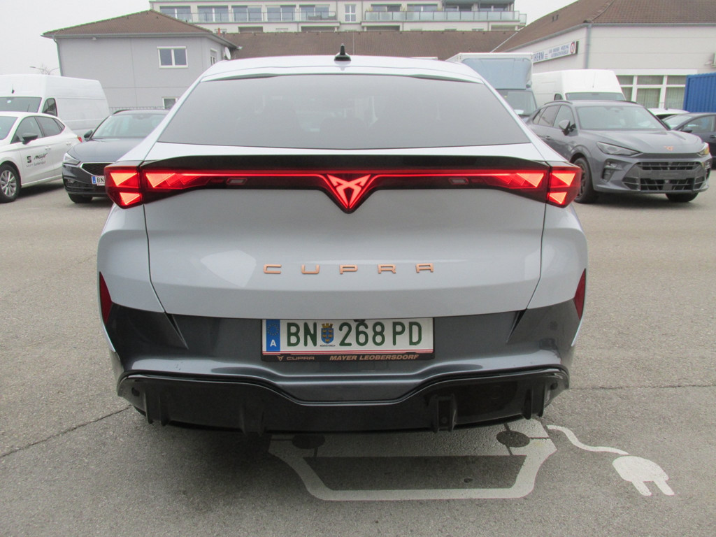 Cupra Tavascan