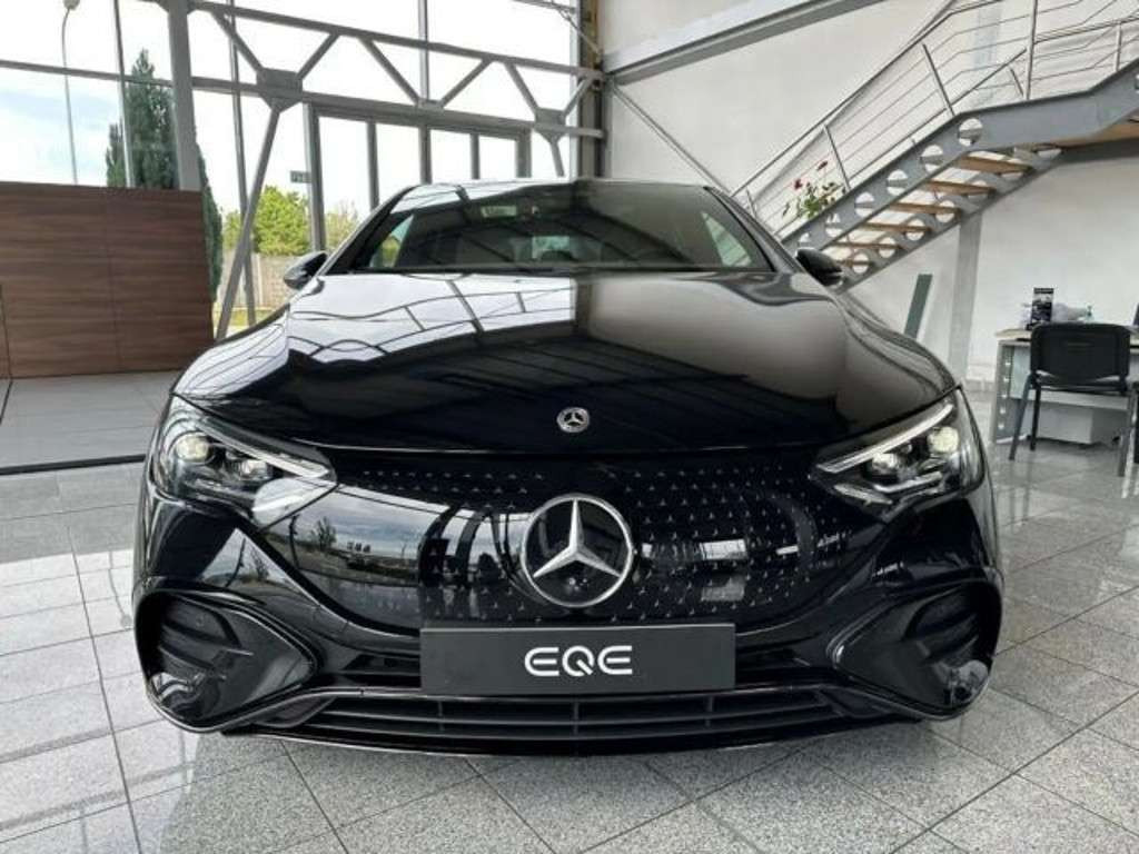 Mercedes-Benz EQE